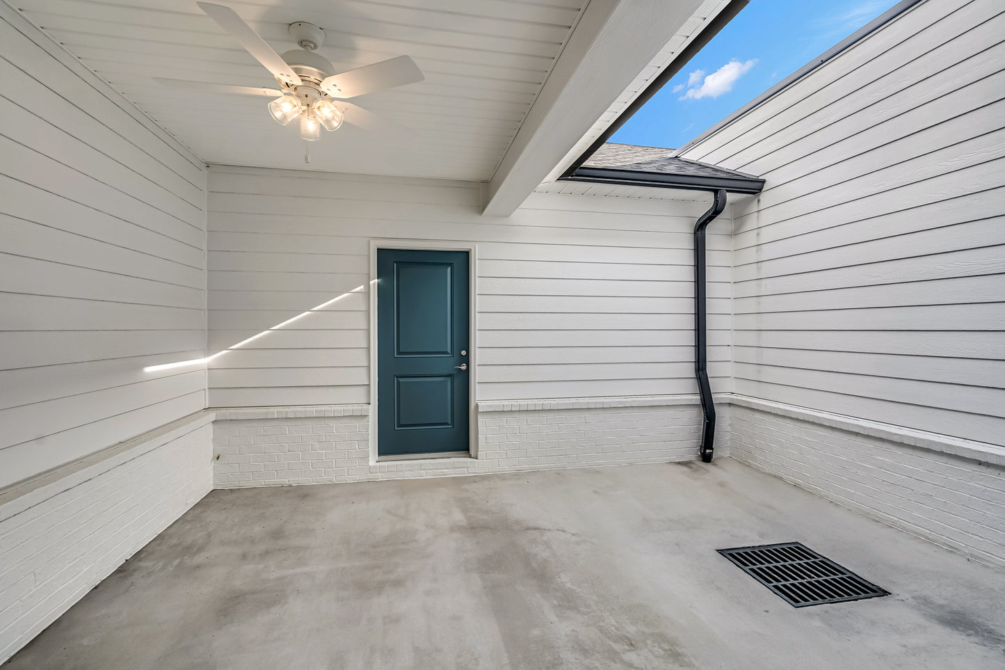 218 Buxton Road