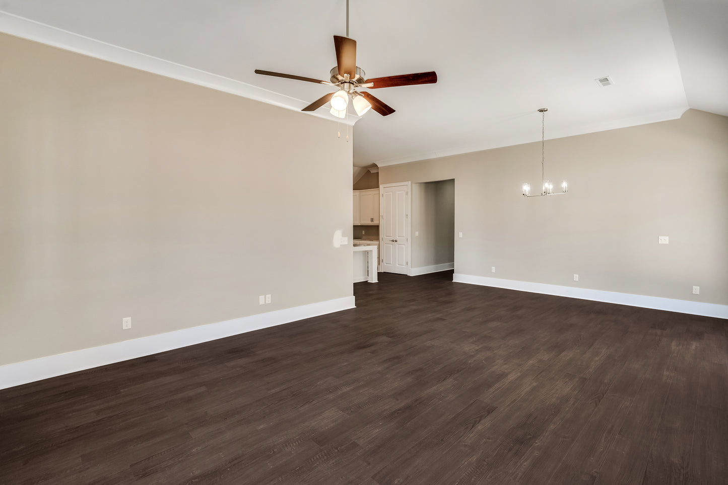 323 Buxton Road