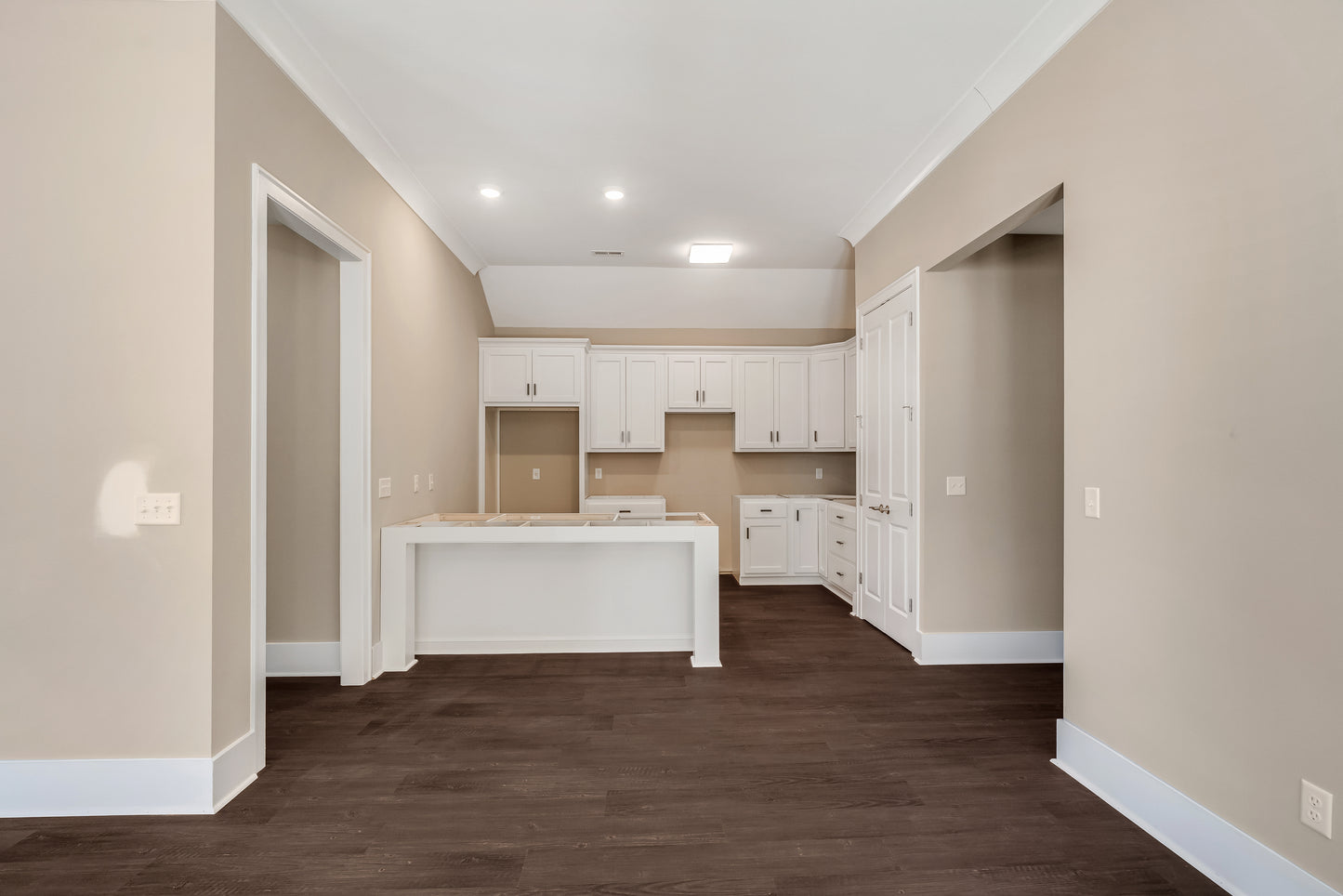 323 Buxton Road