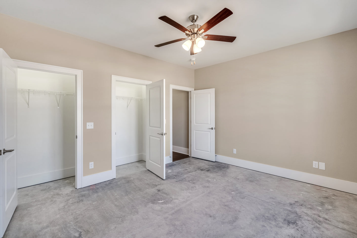 323 Buxton Road